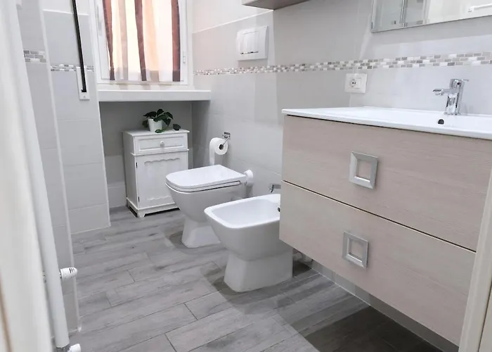 - Oasis With Private Garden In Parco Pamphilj Apartment Rom